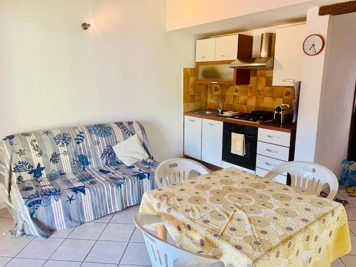 Appartamento I Geranei Centro San Teodoro  Exterior foto
